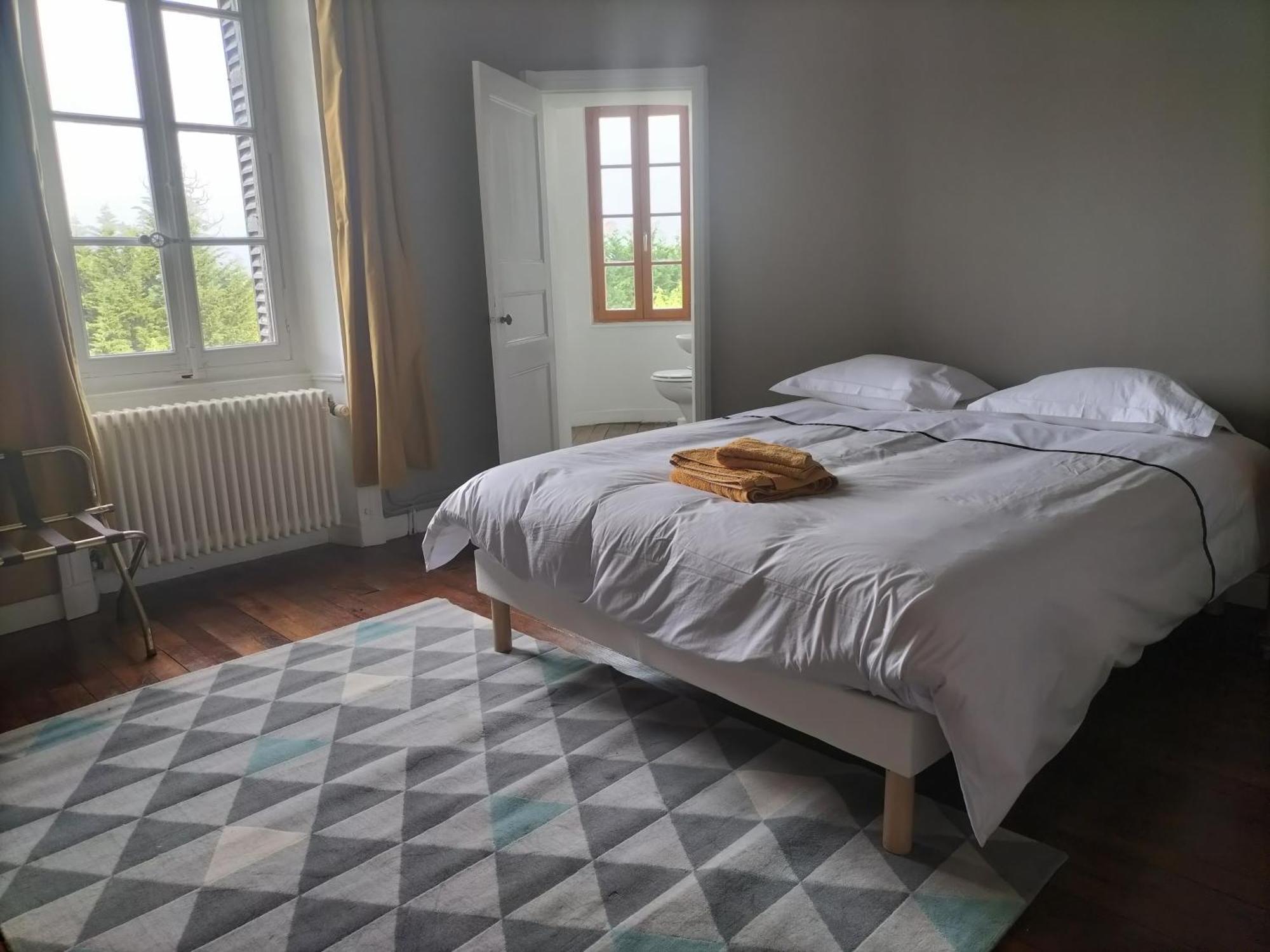 Chateau Le Puybelliard Bed & Breakfast ชองตงเน ภายนอก รูปภาพ